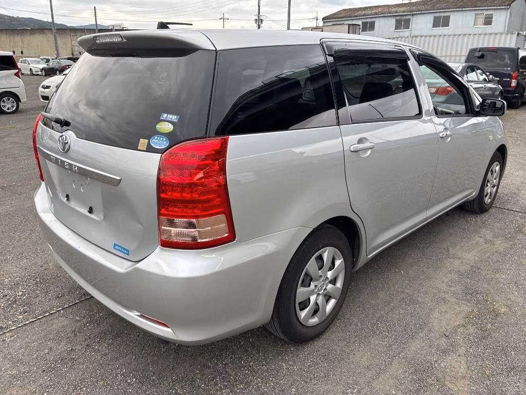 TOYOTA WISH