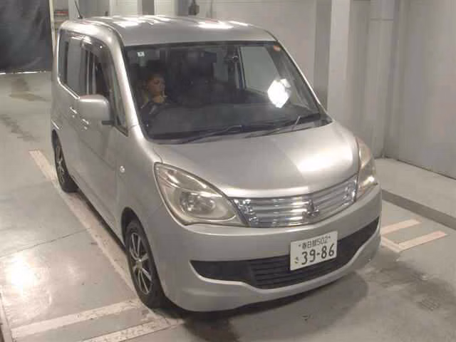 MITSUBISHI DELICA D:2
