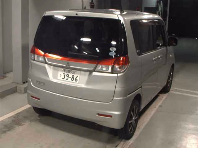 MITSUBISHI DELICA D:2