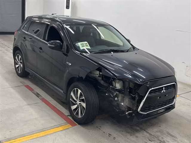 MITSUBISHI RVR