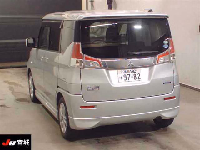 MITSUBISHI DELICA D:2