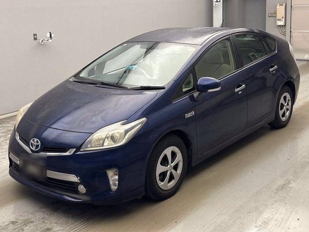 TOYOTA PRIUS PHV