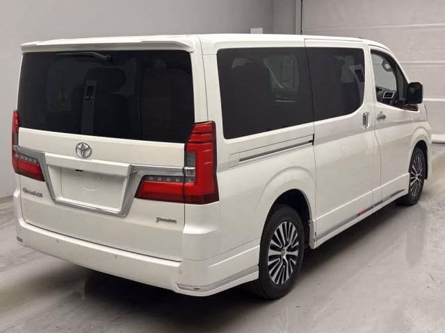TOYOTA GRANACE