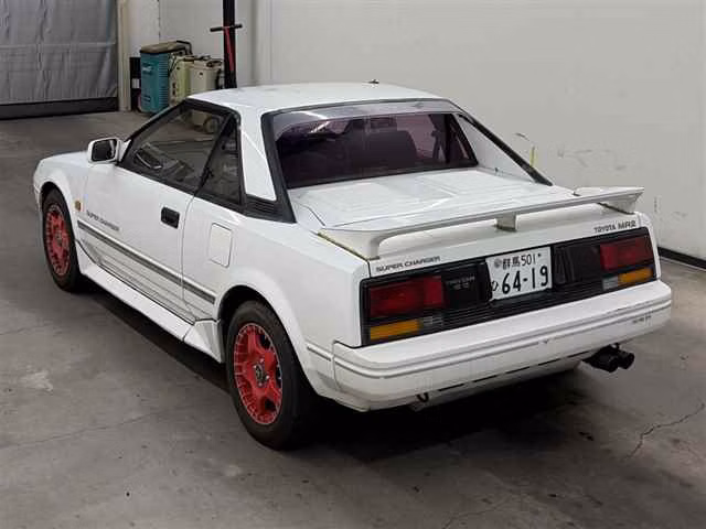 TOYOTA MR2