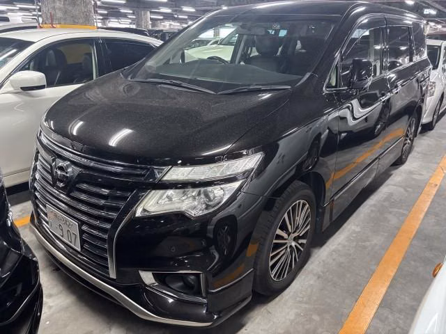 NISSAN ELGRAND