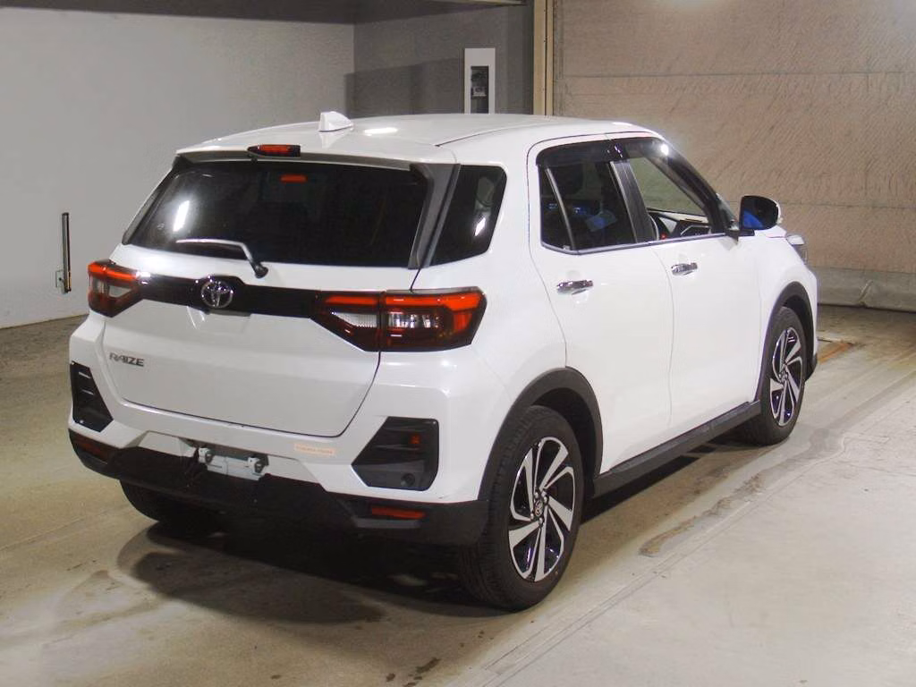 TOYOTA RAIZE