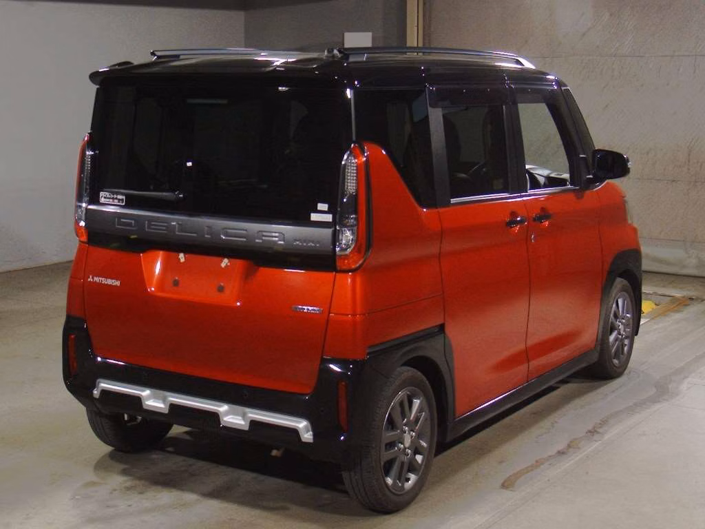 MITSUBISHI DELICA MINI