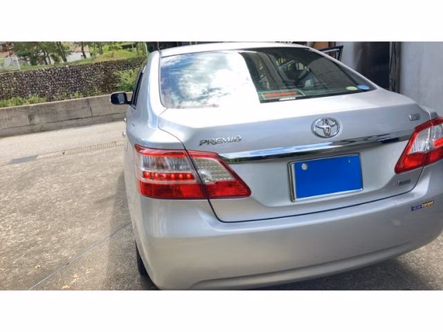 TOYOTA PREMIO