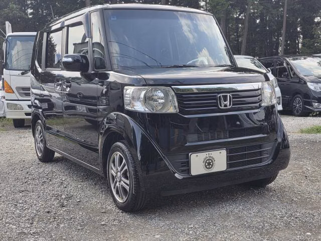 HONDA N-BOX