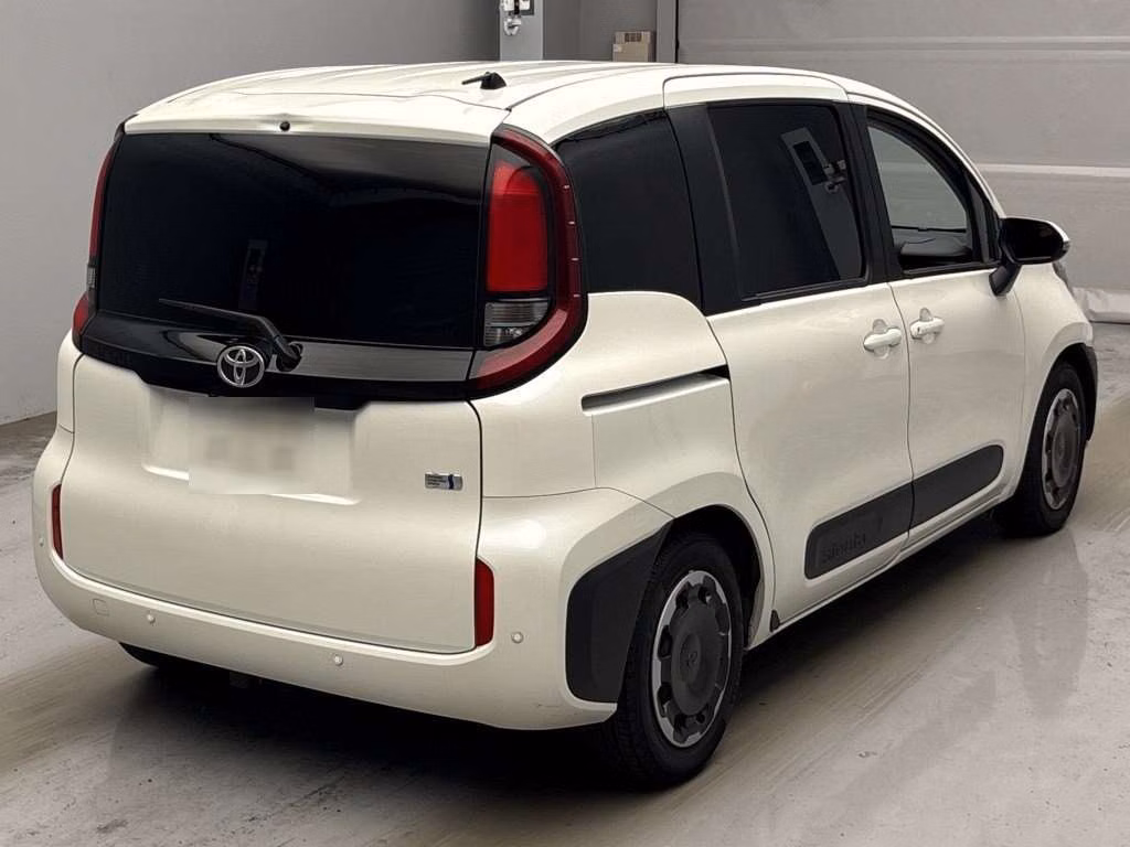 TOYOTA SIENTA