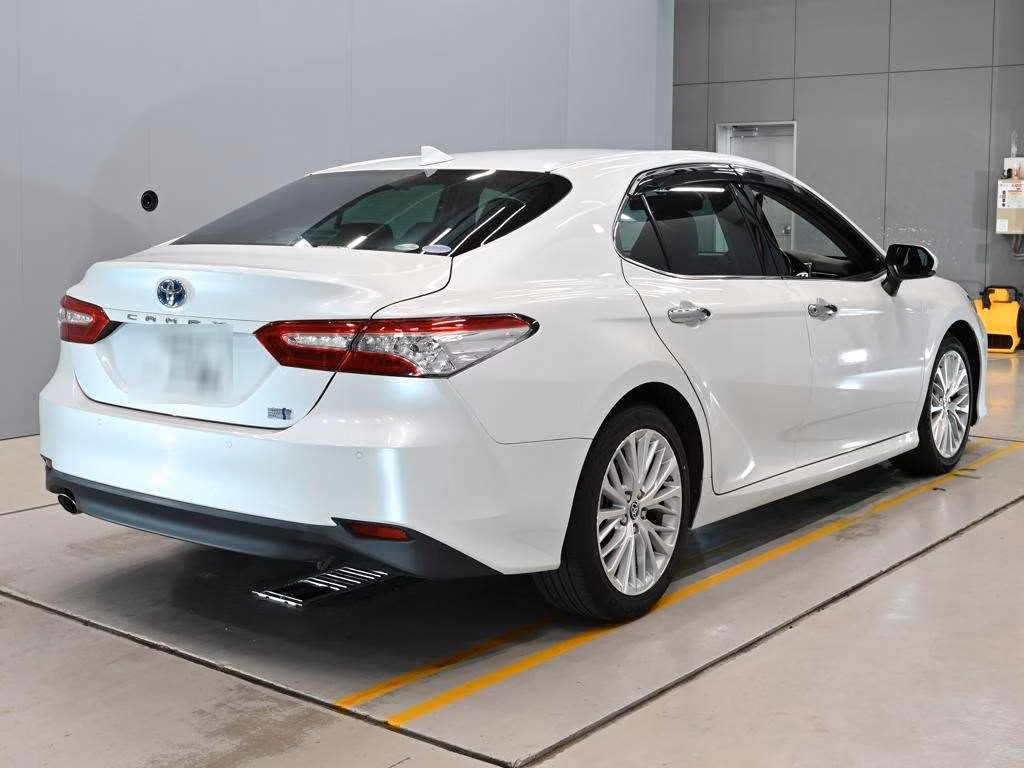 TOYOTA CAMRY
