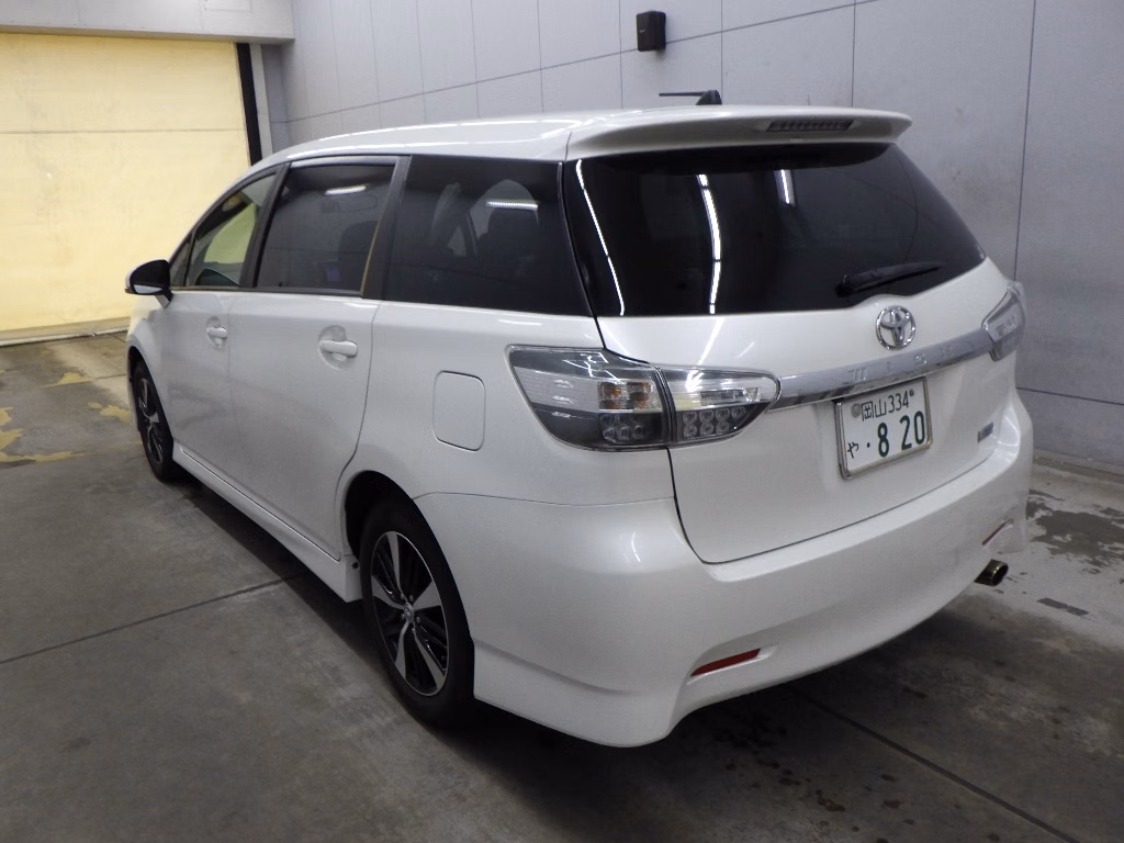 TOYOTA WISH