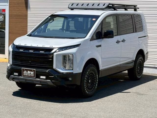 MITSUBISHI DELICA D:5