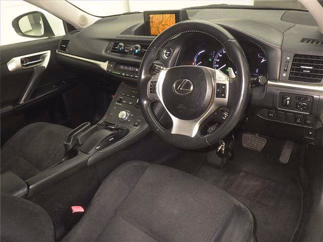 LEXUS CT200H