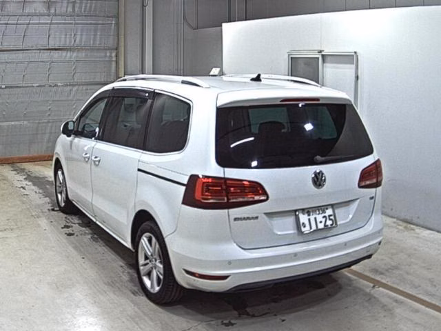 VOLKSWAGEN SHARAN