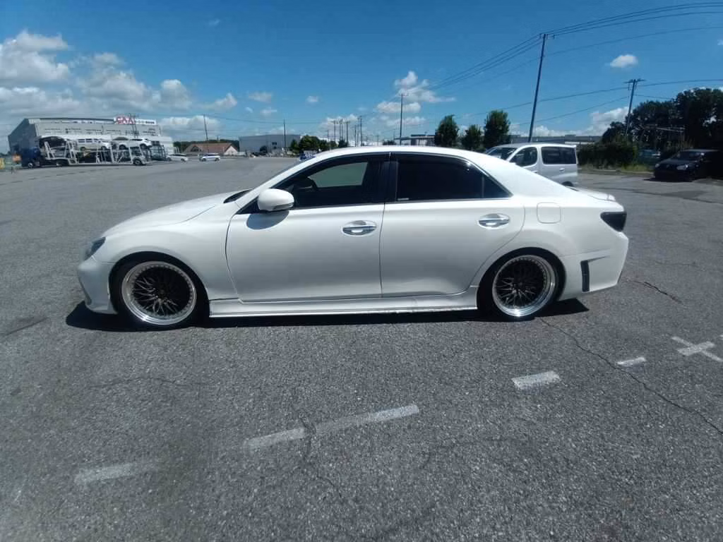 TOYOTA MARK X