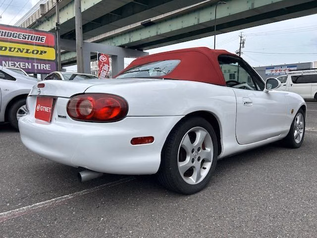 MAZDA ROADSTER