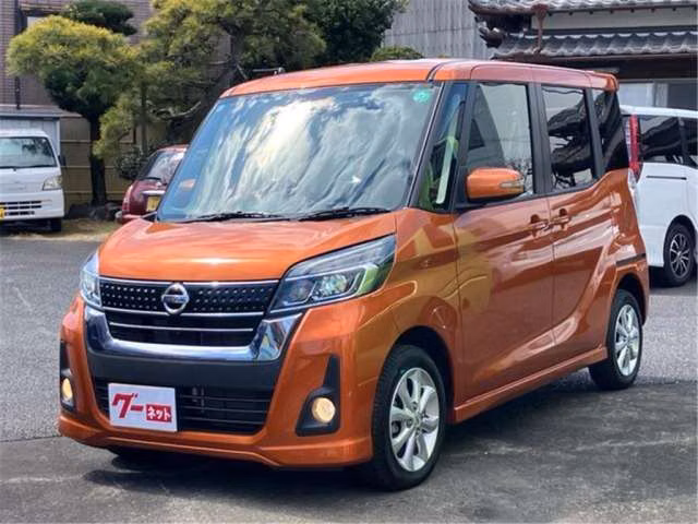 NISSAN DAYZ ROOX