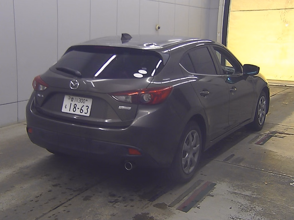 MAZDA AXELA