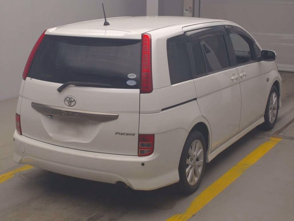 TOYOTA ISIS