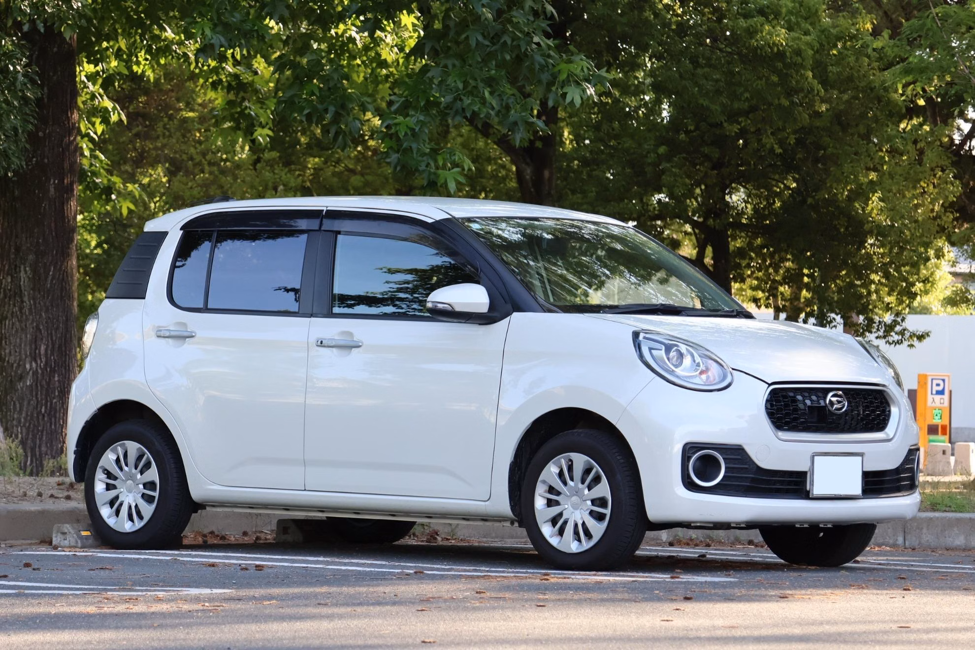 DAIHATSU BOON
