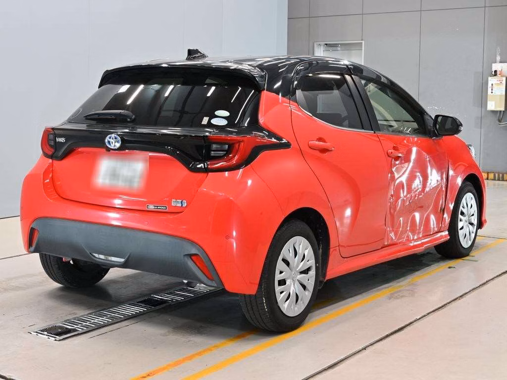 TOYOTA YARIS