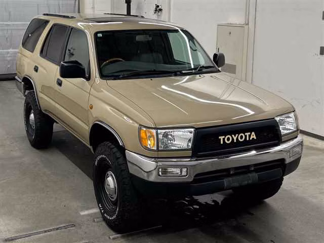 TOYOTA HILUX SURF