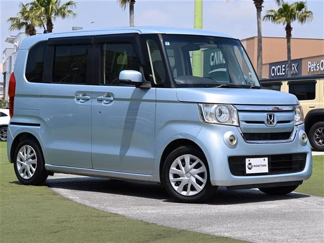 HONDA N-BOX