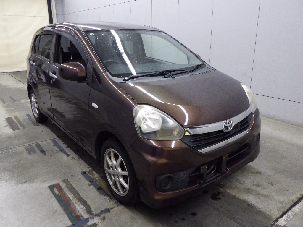 TOYOTA PIXIS EPOCH