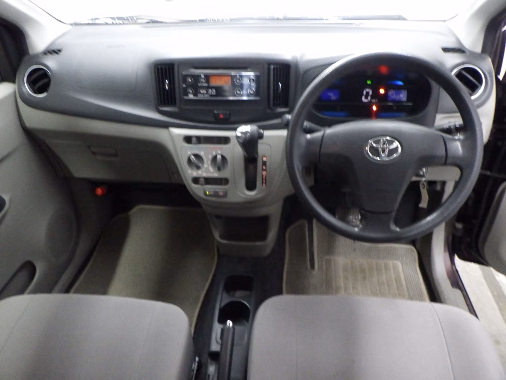 TOYOTA PIXIS EPOCH