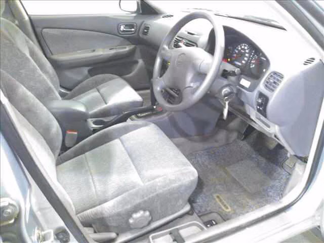 NISSAN SUNNY