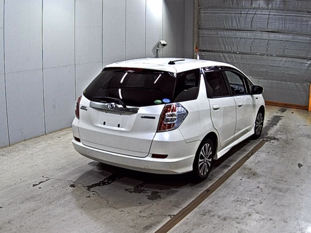 HONDA FIT SHUTTLE