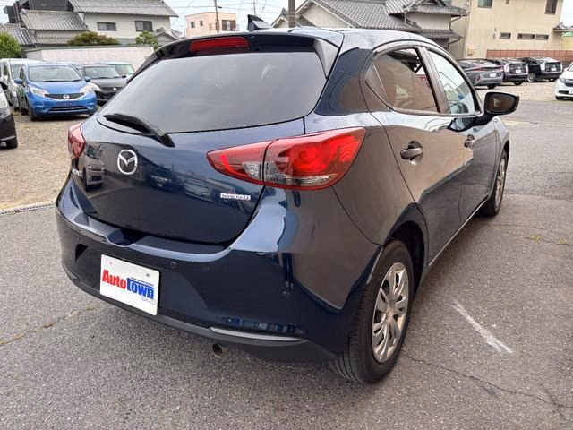 MAZDA MAZDA2