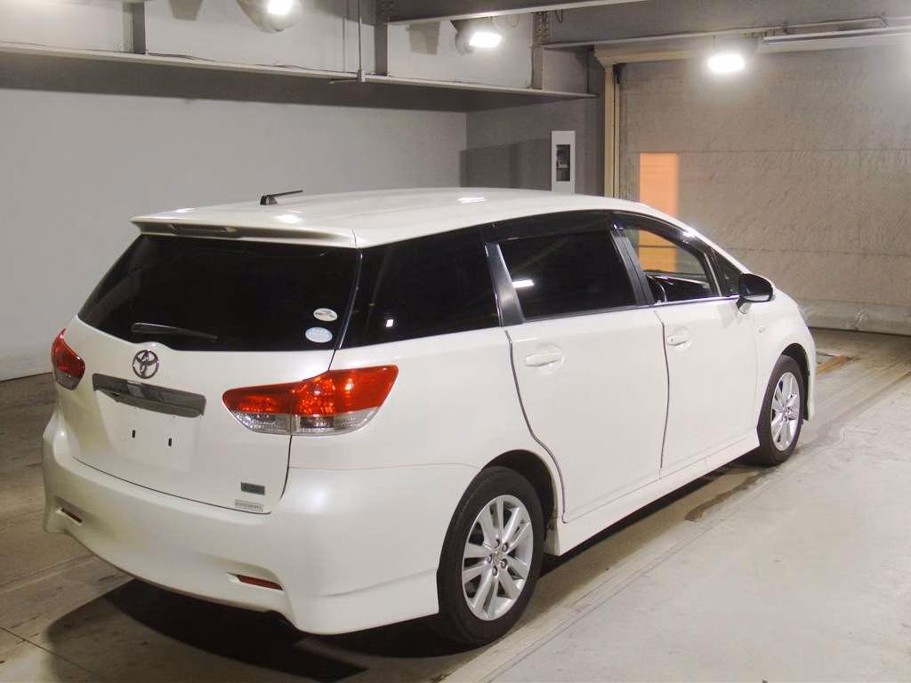 TOYOTA WISH