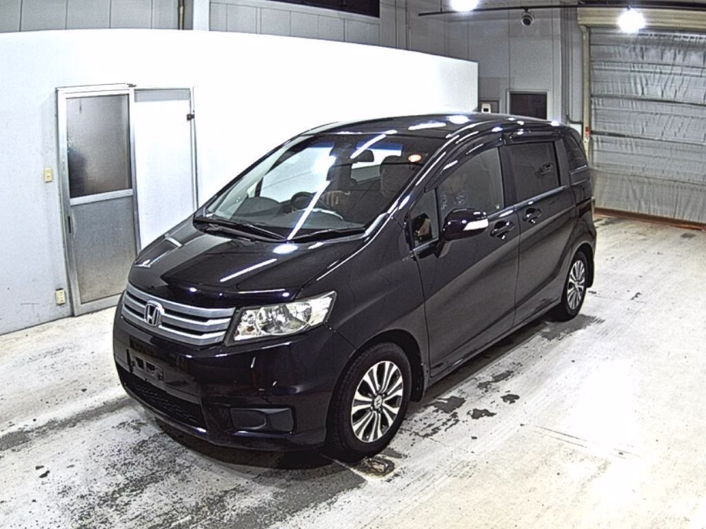 Honda Freed Spike