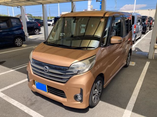 NISSAN DAYZ ROOX