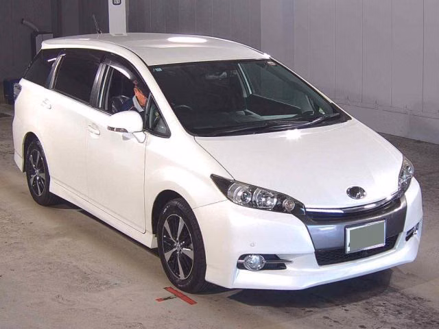 TOYOTA WISH