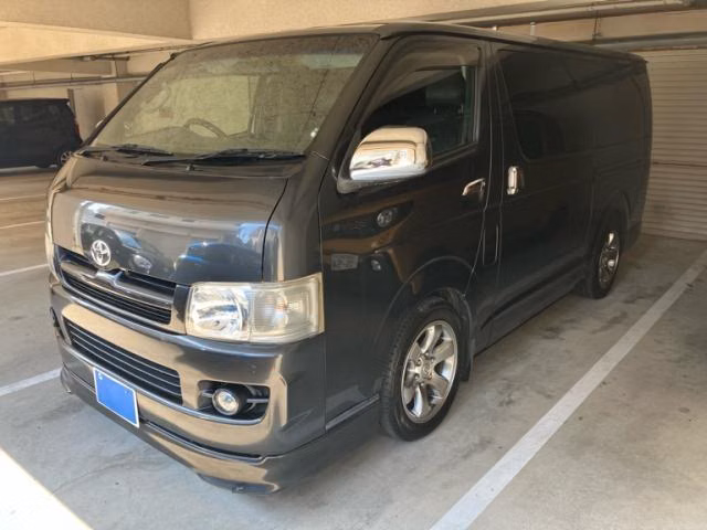 TOYOTA REGIUS ACE