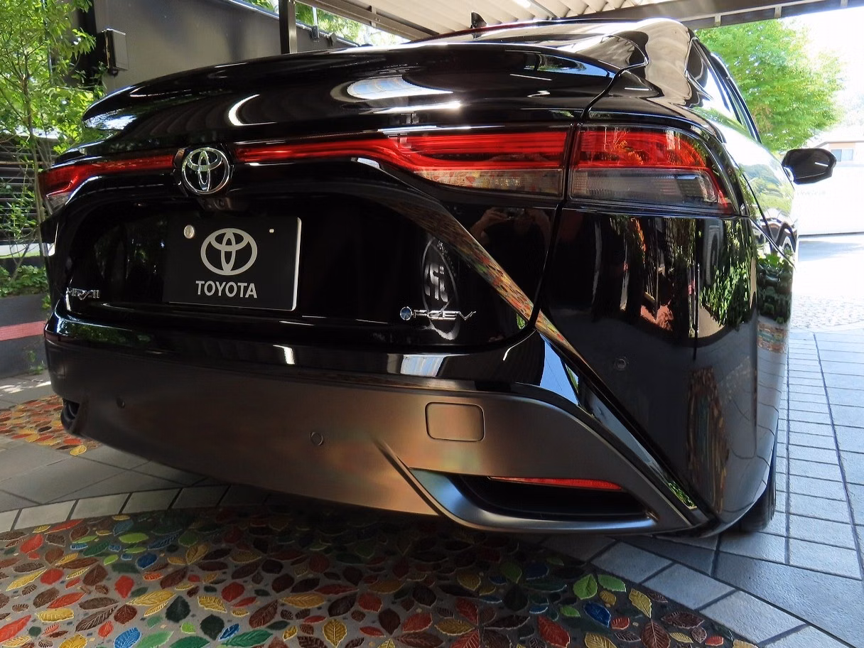TOYOTA MIRAI