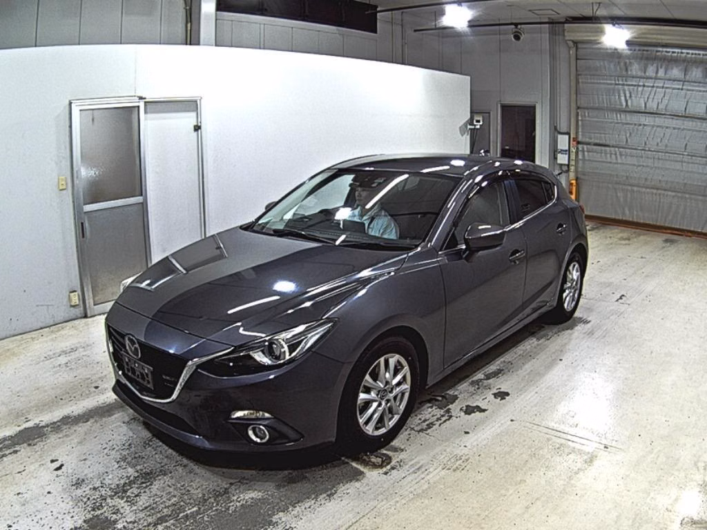 MAZDA AXELA