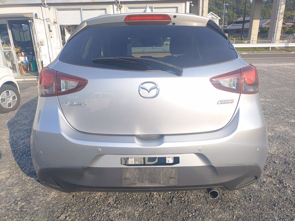 MAZDA DEMIO