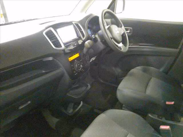MITSUBISHI DELICA D:2