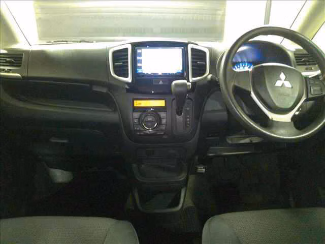 MITSUBISHI DELICA D:2
