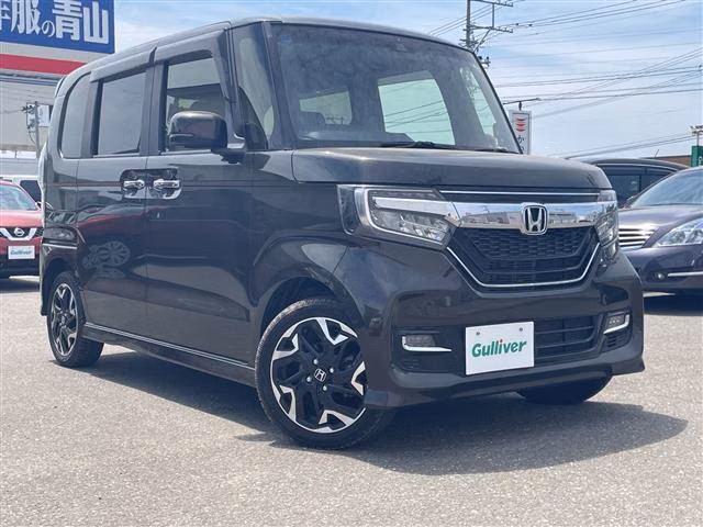 HONDA N-BOX