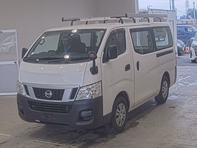NISSAN NV350 CARAVAN