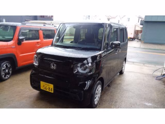 HONDA N-BOX