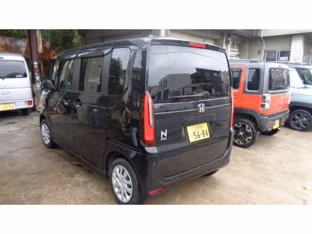 HONDA N-BOX