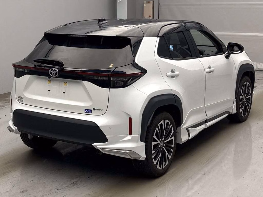 TOYOTA YARIS CROSS