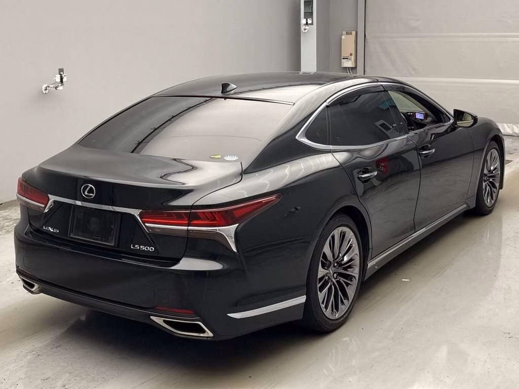 LEXUS LS500