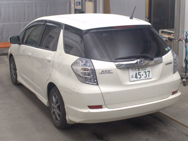 HONDA FIT SHUTTLE